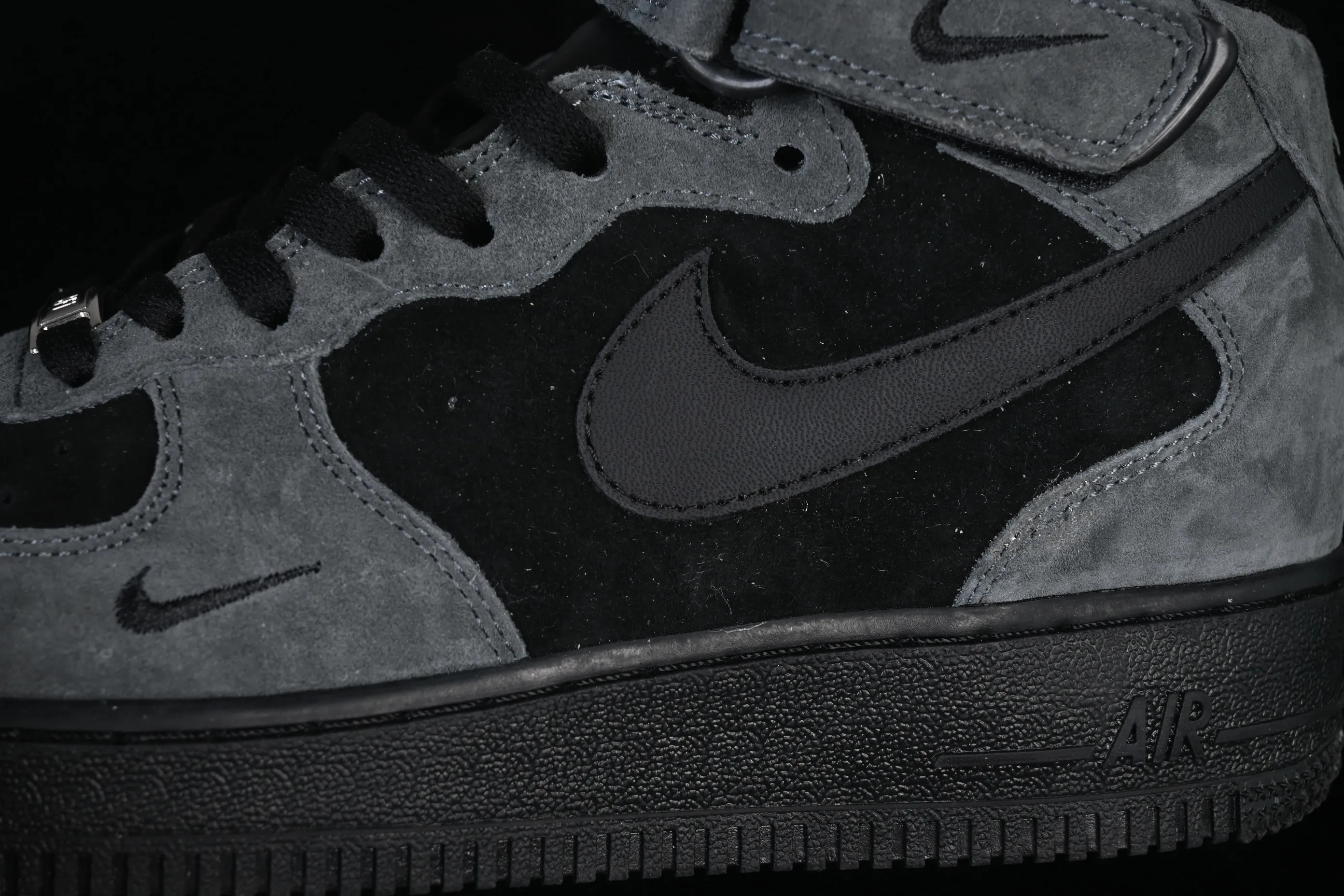 All categories Nk Air Force 1 Air Force series Nk Air Force 1 Mid Air Force mid-top Nike Air Force 1'07 Mid official custom autumn and winter new Air Force One mid-top casual sneakers ZH0316-167